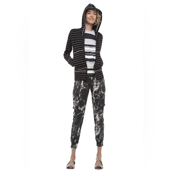 Norma Kamali Black and White Striped Garment - Picture 2 of 9